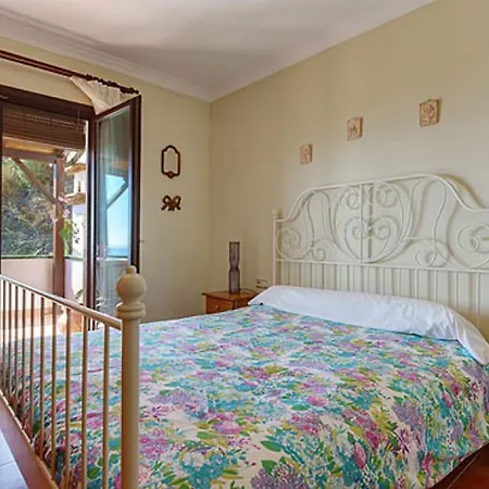 Villa Roberto Canovas Nerja