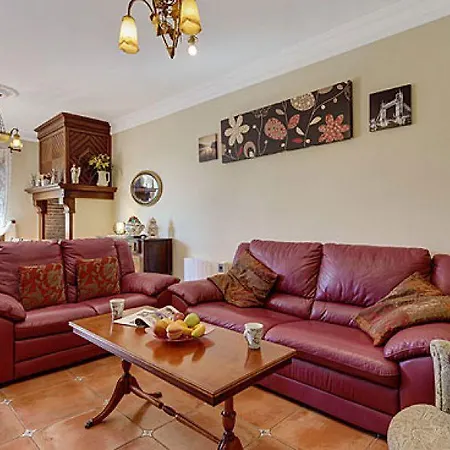 Villa Roberto Canovas Nerja